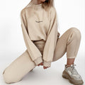 Ensemble de détente oversize pour femmes avec col montant et pantalon de jogging taille haute élastique