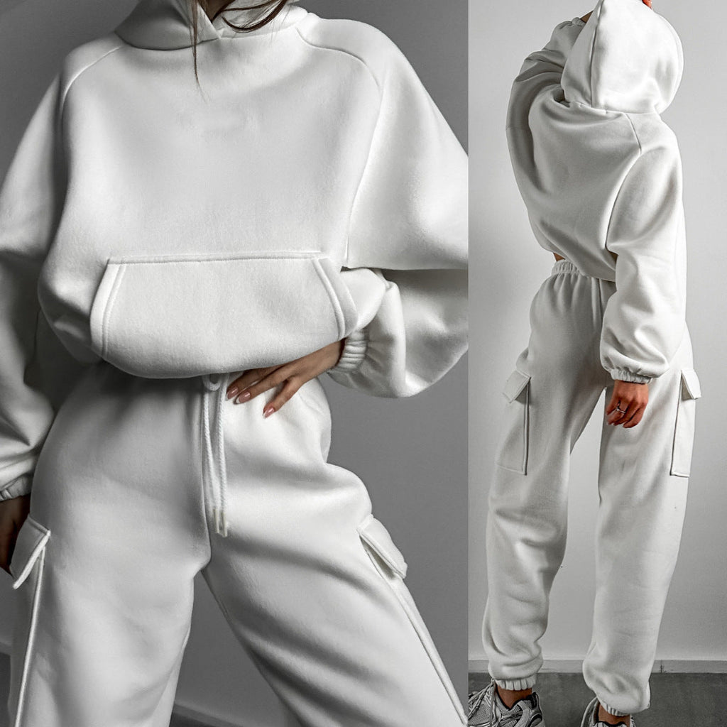 Ensemble de sweat à capuche oversize pour femmes avec poche kangourou et pantalon de jogging cargo