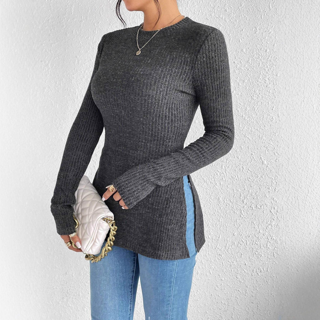 Pull fin côtelé ajusté pour femme avec col montant, manches longues et fentes latérales Echoarchiv