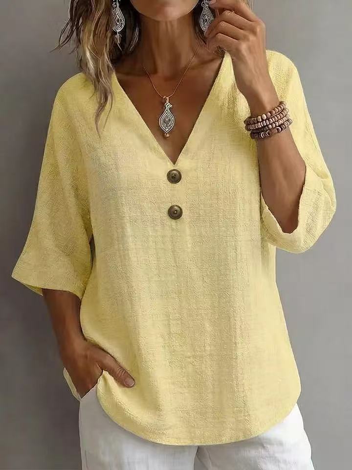 T-shirt décontracté à col en V pour femmes avec détails en bouton