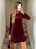 Robe mini en velours pour femmes avec manches longues, ourlet volanté froncé et épaules bouffantes Echo Archive