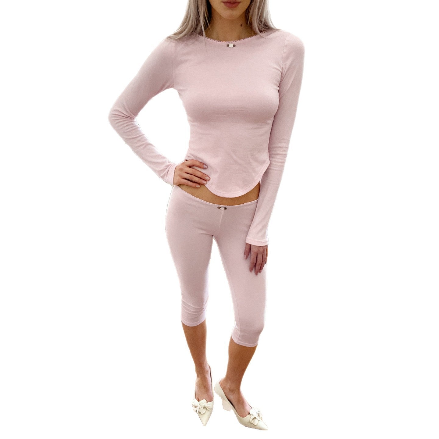 Top court à manches longues cintré pour femmes avec ourlet arrondi et leggings taille haute à mi-mollet en modal stretch Echo Archiv