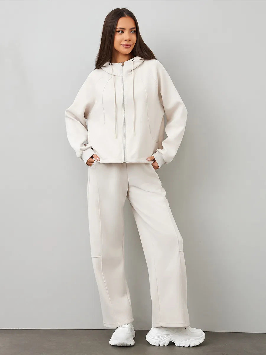 Sweat à capuche zippé oversize pour femmes avec poche kangourou et pantalon de jogging taille haute avec coupe large Set Echo Archiv
