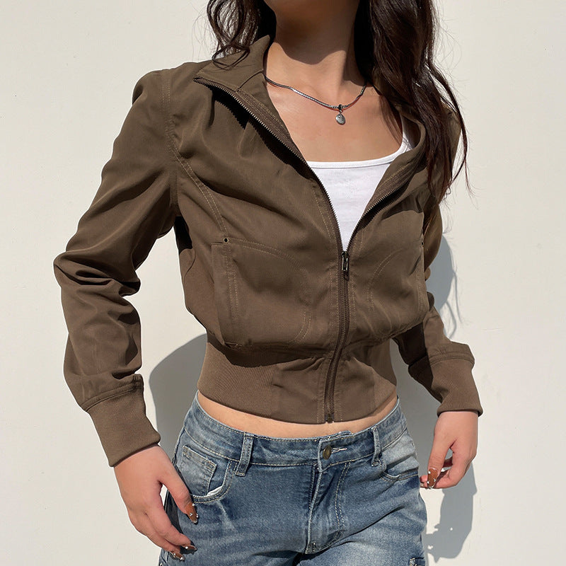 Veste courte cintrée pour femmes avec col montant, fermeture éclair intégrale et taille élastique Echo Archiv