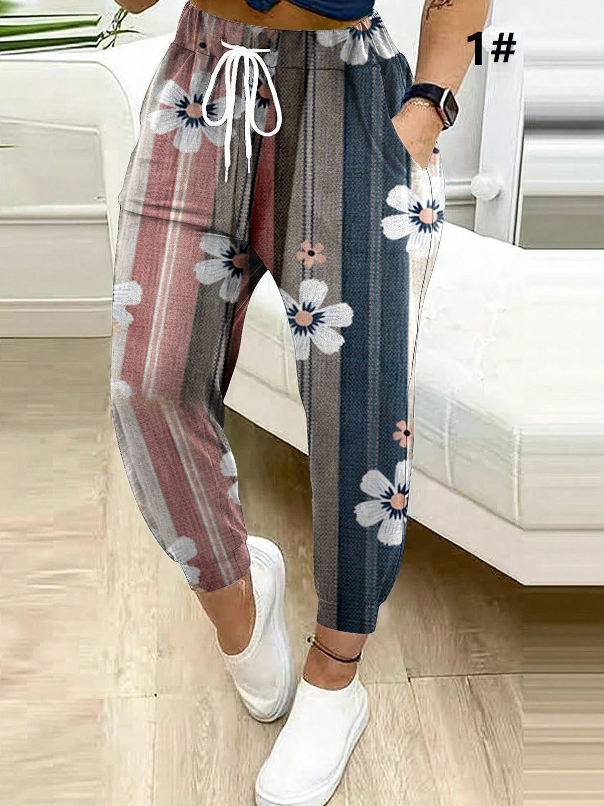 Pantalon de jogging relax à motif pour femmes avec cordon de serrage, poches latérales et bords élastiques Echoarchiv