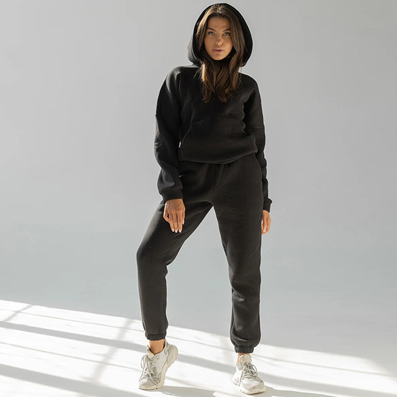 Ensemble de loungewear confortable pour femmes en deux parties avec un sweat à capuche oversize, poche kangourou et jogger à cheville élastique en French Terry Echo Archive