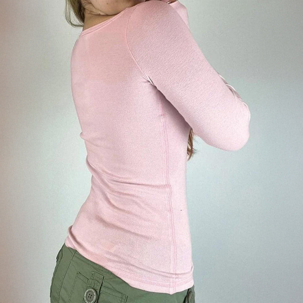 Chemisier ajusté à manches longues pour femmes avec décolleté carré, patte de boutonnage et délicate bordure en dentelle Echo Archiv