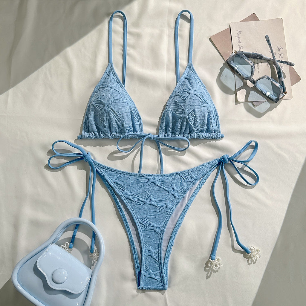 Bikini triangle pour femmes avec des nœuds ludiques R&B