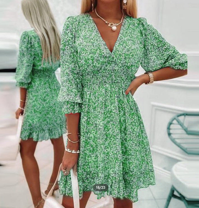 Robe Mini en Chiffon Floral pour Femme avec Décolleté en V et Effet Ceinture Echoarchiv