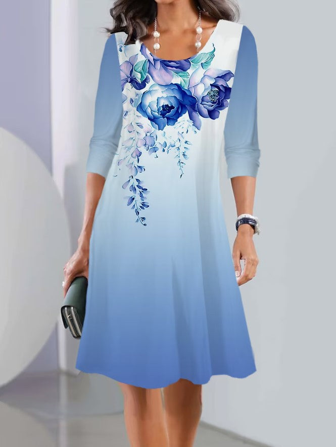 Robe A-ligne pour femmes avec imprimé floral, décolleté en U, manches trois-quarts et doux dégradé Ombre Echoarchiv