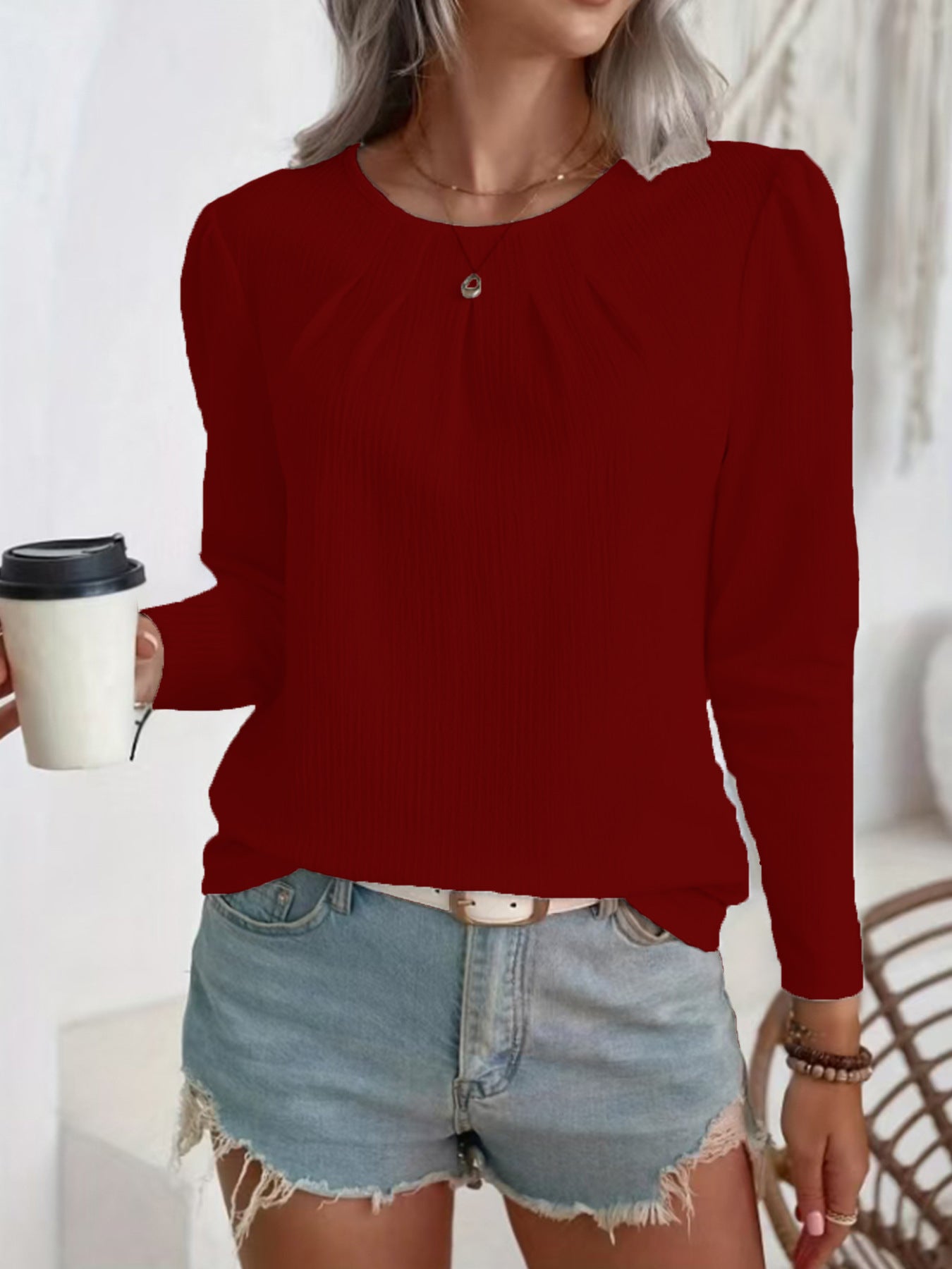 Blouse légère pour femmes avec col rond froncé et manches longues Echo Archiv