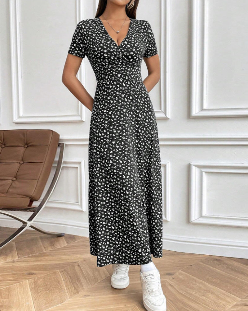 Robe midi en jersey cintrée pour femme avec haut croisé, manches courtes et jupe évasée R&B