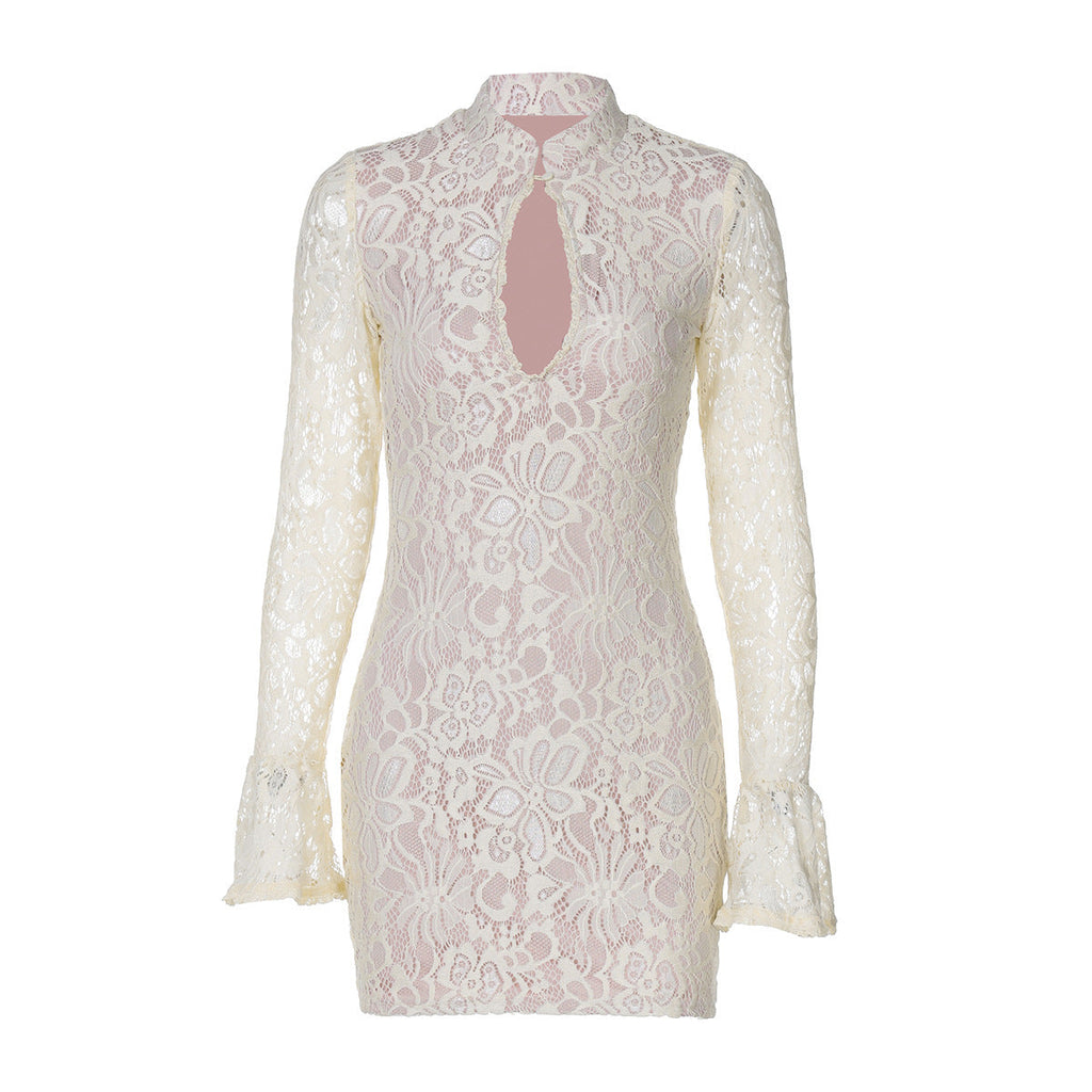 Robe en dentelle pour femmes avec manches longues et décolleté en V profond R&B