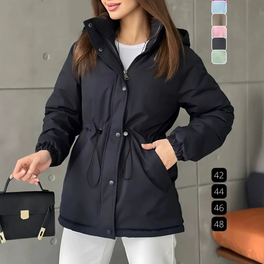 Veste fonctionnelle pour femmes avec taille ajustable