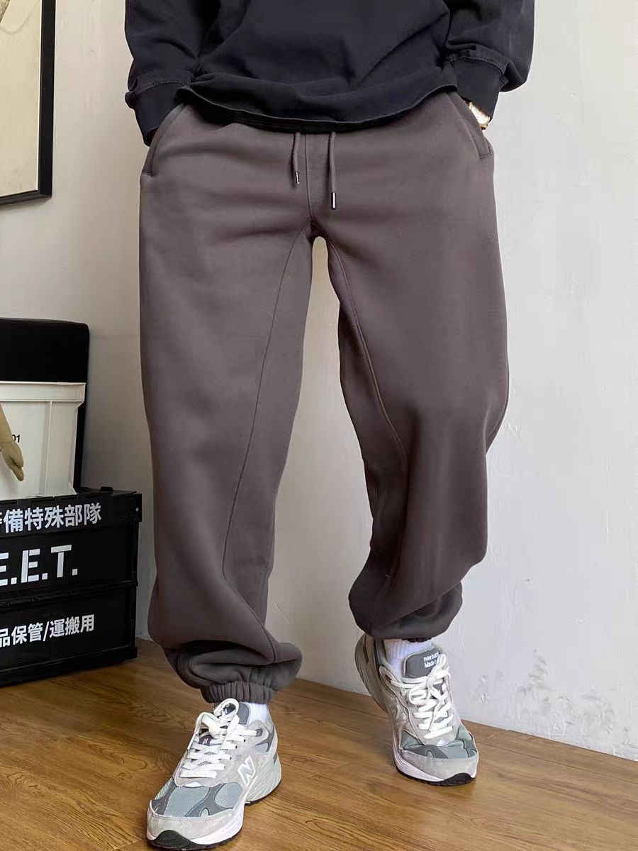 Pantalon de jogging tapered pour hommes avec couture d'entrejambe marquée, cordon de serrage et bords élastiques Echo Archiv