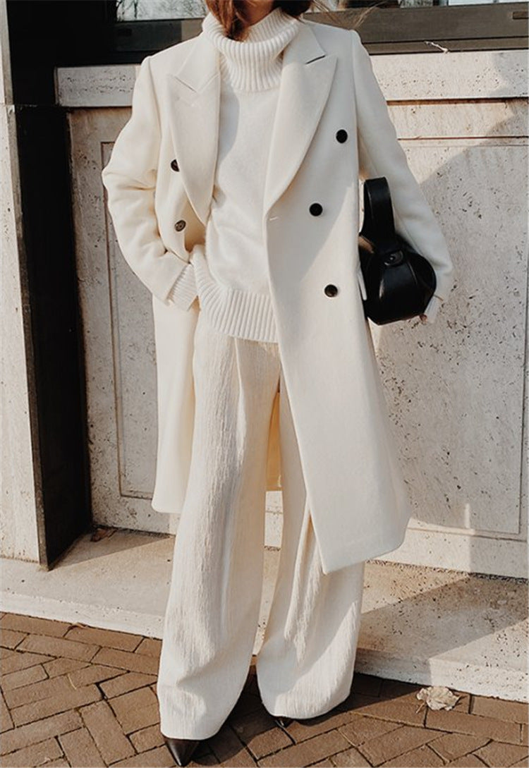 Manteau femme en mélange de laine à double boutonnage avec coupe oversize et grands revers Echoarchiv