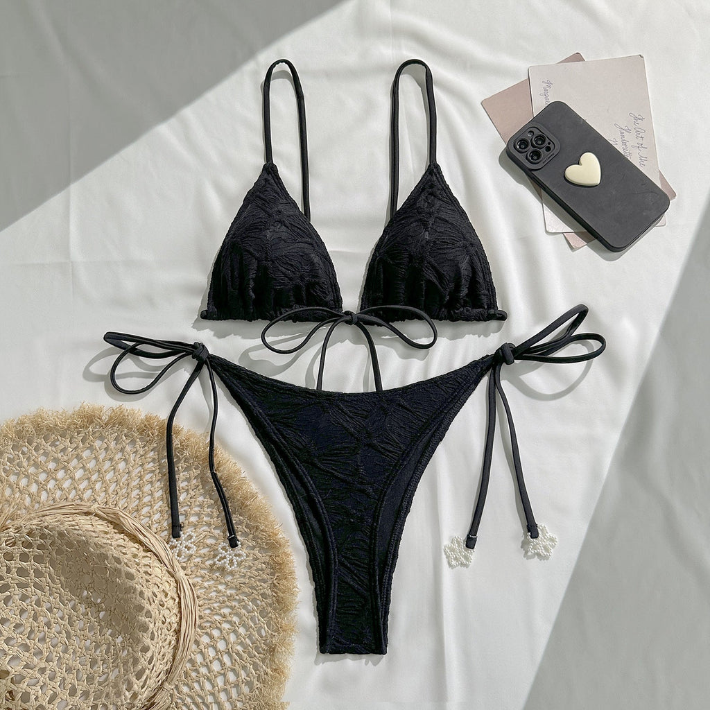 Bikini triangle pour femmes avec des nœuds ludiques R&B