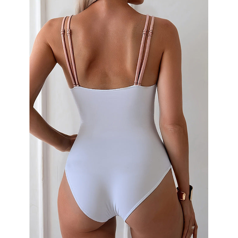 Maillot de bain une pièce pour femmes avec détails décoratifs en coquillage R&B