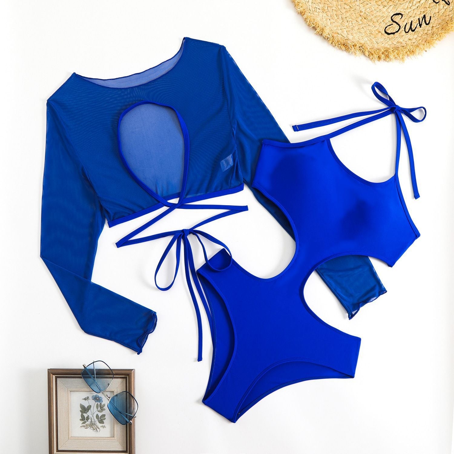 Ensemble bikini crop-top pour femmes avec une élégante surchemise R&B