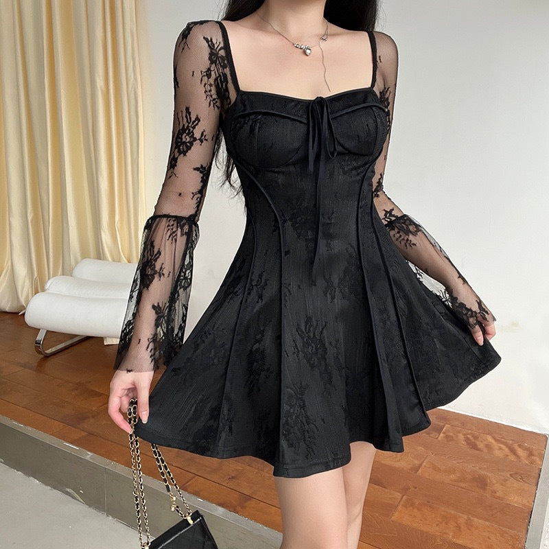 Robe en dentelle pour femmes avec élégante lacée R&B