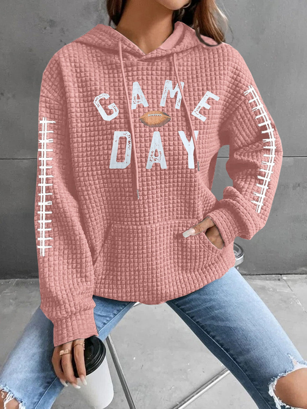 Sweat à capuche pour femmes avec design brodé