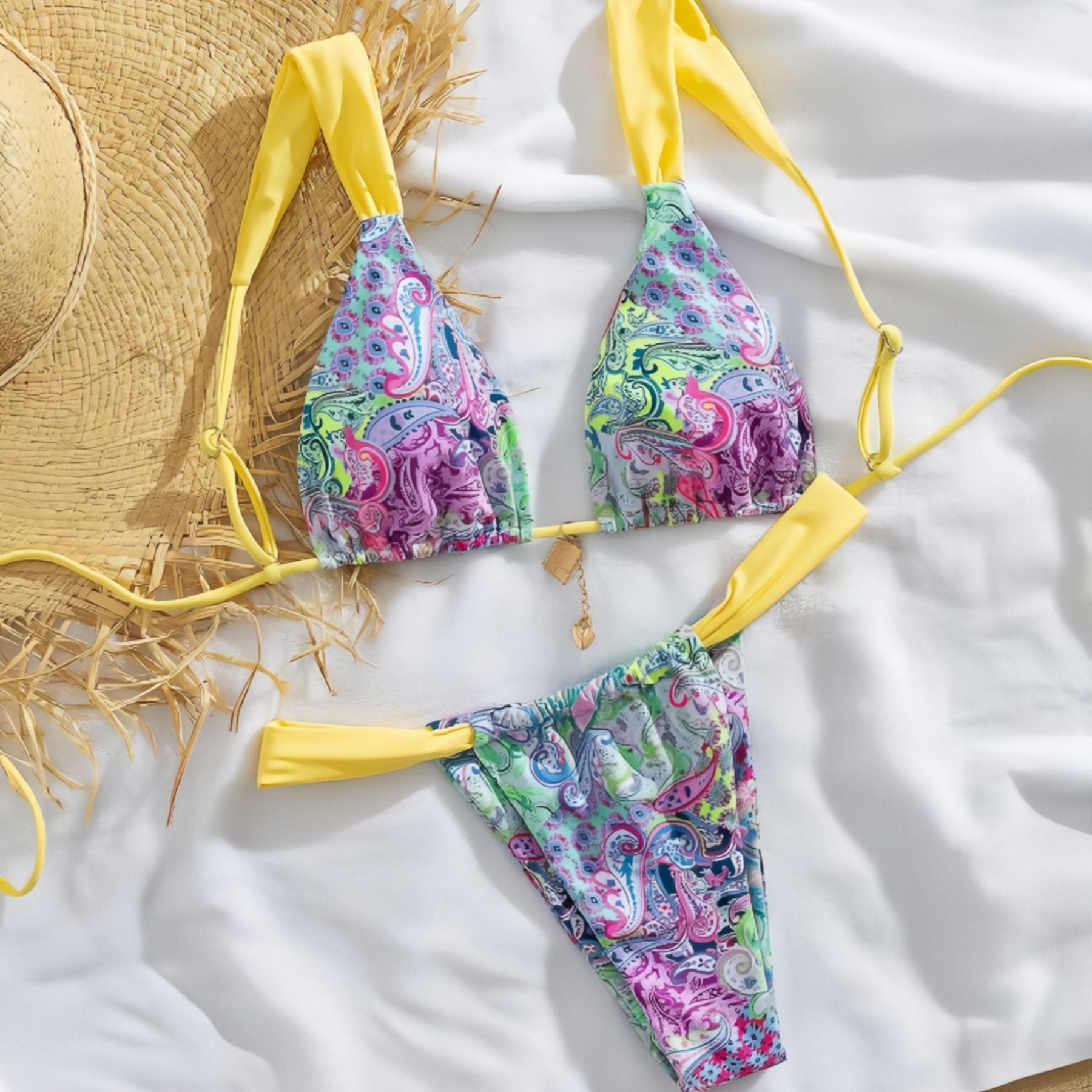 Bikini triangle pour femmes avec motif paisley coloré et bretelles réglables R&B