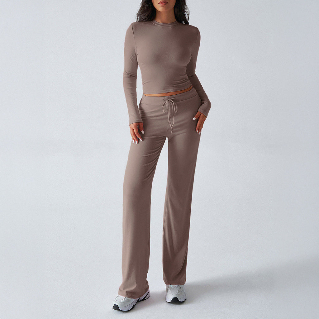 Ensemble de deux pièces pour femmes : top court à manches longues cintré et pantalon lounge ample en jersey stretch Echo Archiv