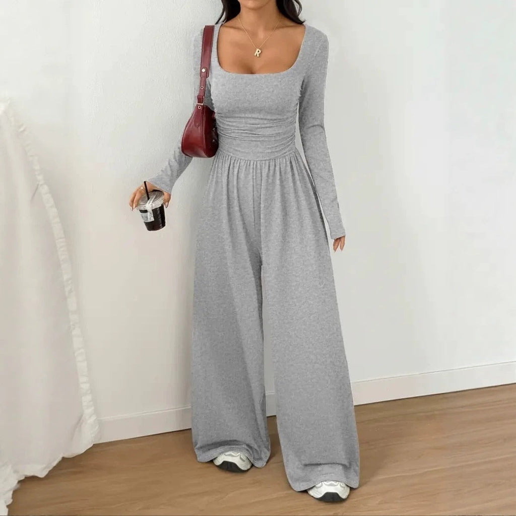Combinaison pour femmes avec jambes larges, décolleté carré et taille froncée Echoarchiv