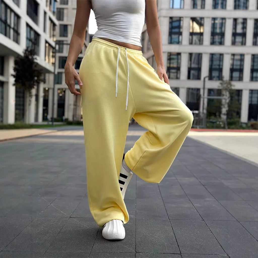 Pantalon de survêtement oversized pour femmes avec taille large et cordon de serrage Echo Archiv