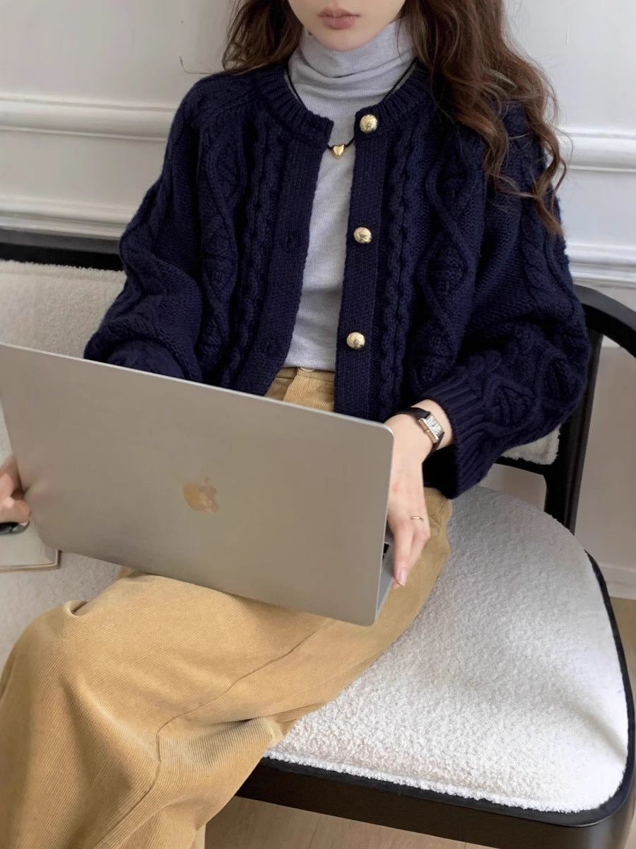 Cardigan pour femmes avec col rond et manches longues