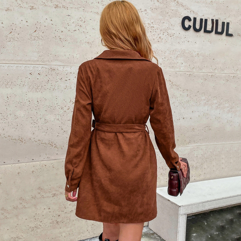 Robe chemise courte pour femmes en simili cuir velours avec ceinture à la taille et patte de boutonnage