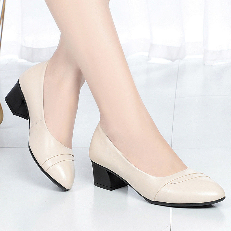 Pompes confortables pour femmes avec un design élégant à volants et un talon bloc confortable Heidi-Mode