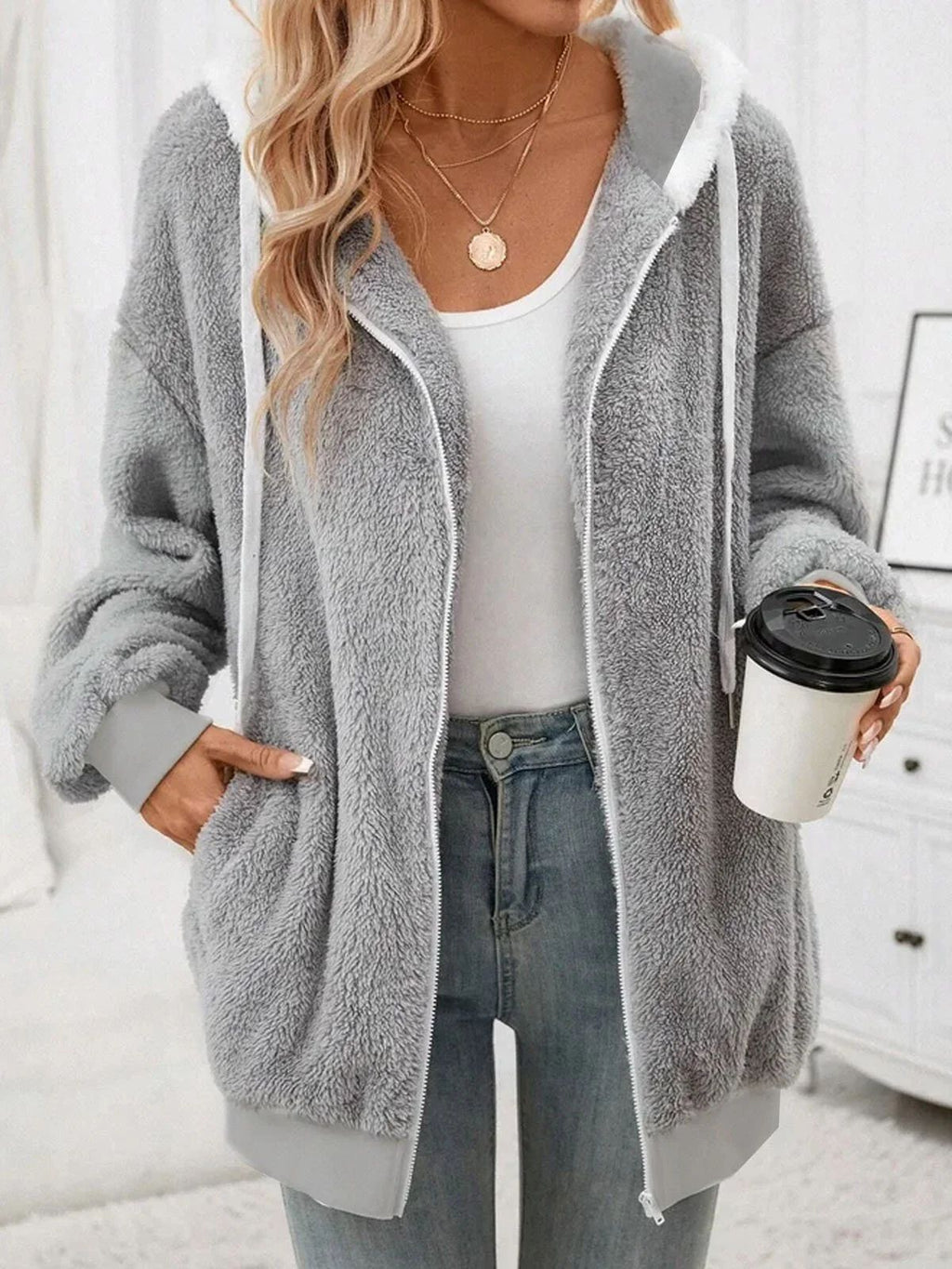 Veste à capuche en teddy polaire douillette pour femmes avec fermeture éclair et coupe oversized