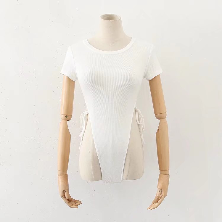 Haut ajusté pour femmes avec volants latéraux R&B