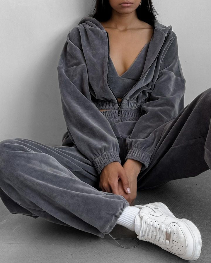 Ensemble Lounge Velours Femme avec Hoodie à Fermeture Éclair Courte, Pantalon de Jogging Taille Haute Élastique et Bustier Echo Archive