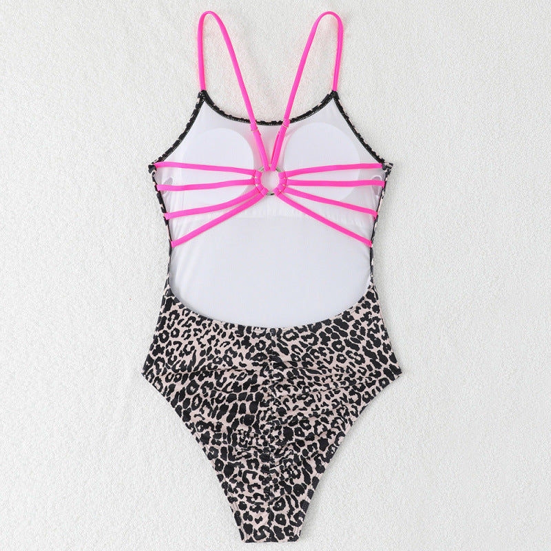 Maillot de bain une pièce élégant pour femmes avec découpes créatives Echo Archiv