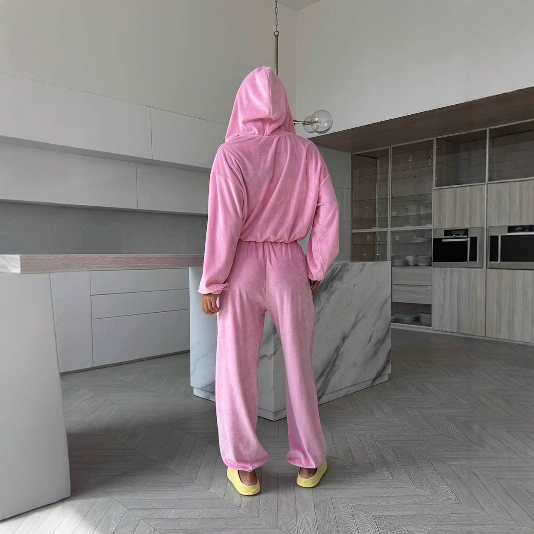 Ensemble lounge en velours doux pour femmes avec veste à capuche, fermeture éclair et pantalons confortables Echo Archiv