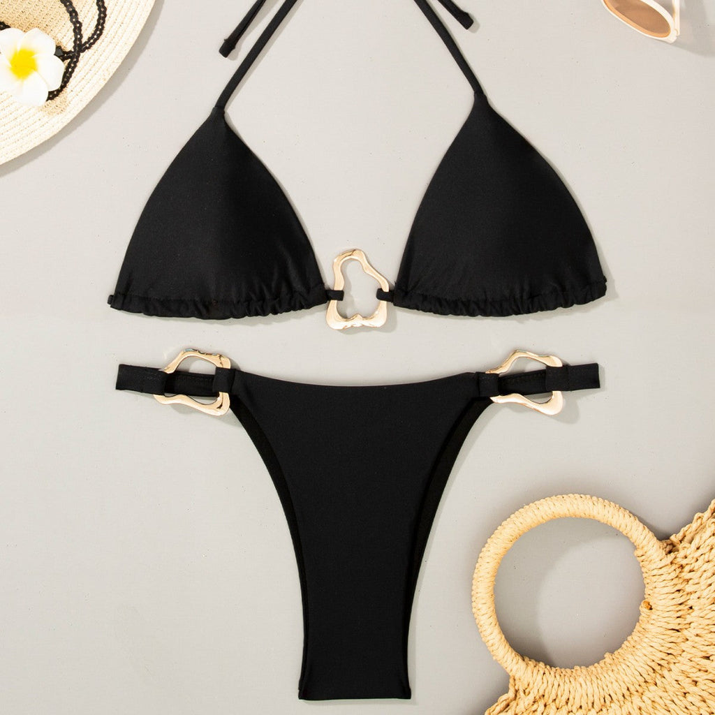 Bikini triangle pour femmes avec bretelles ajustables et détail élégant de boucle R&B