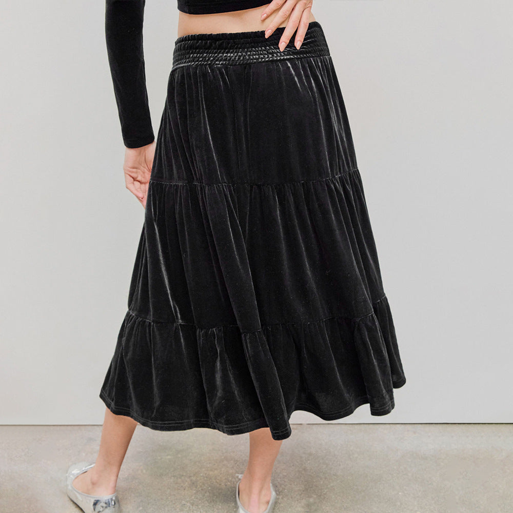 Ensemble en velours à deux pièces pour femmes avec bustier-crop froncé et jupe midi à volants Echo Archiv