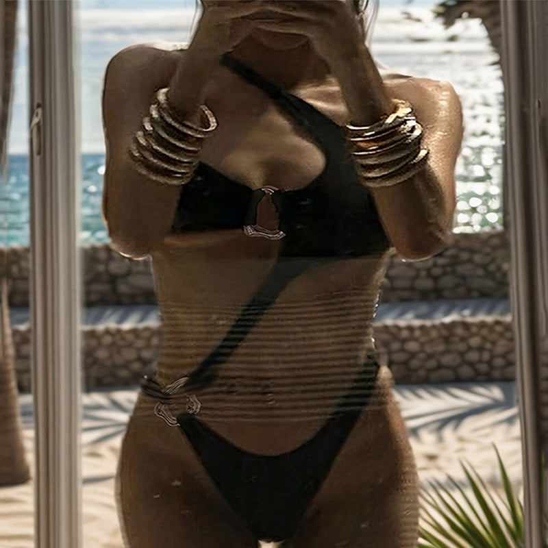 Ensemble de bikini de sport pour femmes avec un design asymétrique unique R&B