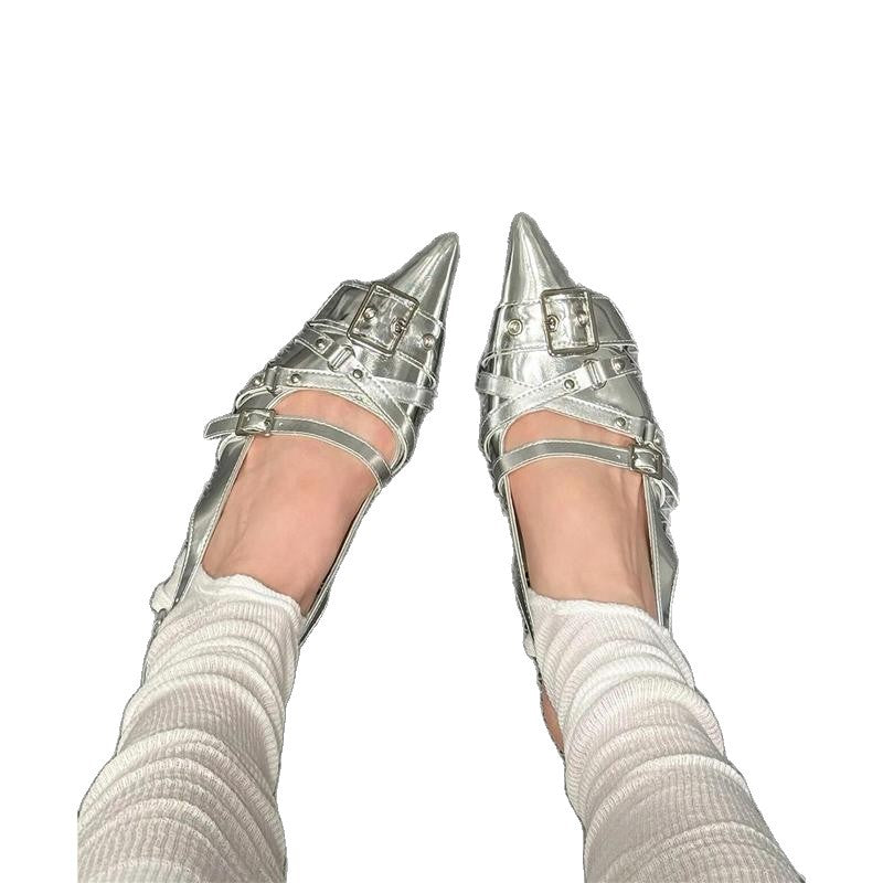Ballerines élégantes pour femmes à bout pointu avec décoration de boucles R&B