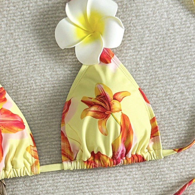 Bikini triangle pour femmes avec accents floraux et cordons ajustables Echo Archiv