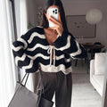 Cardigan court en peluche pour femmes avec texture en zigzag, lien et manches oversize