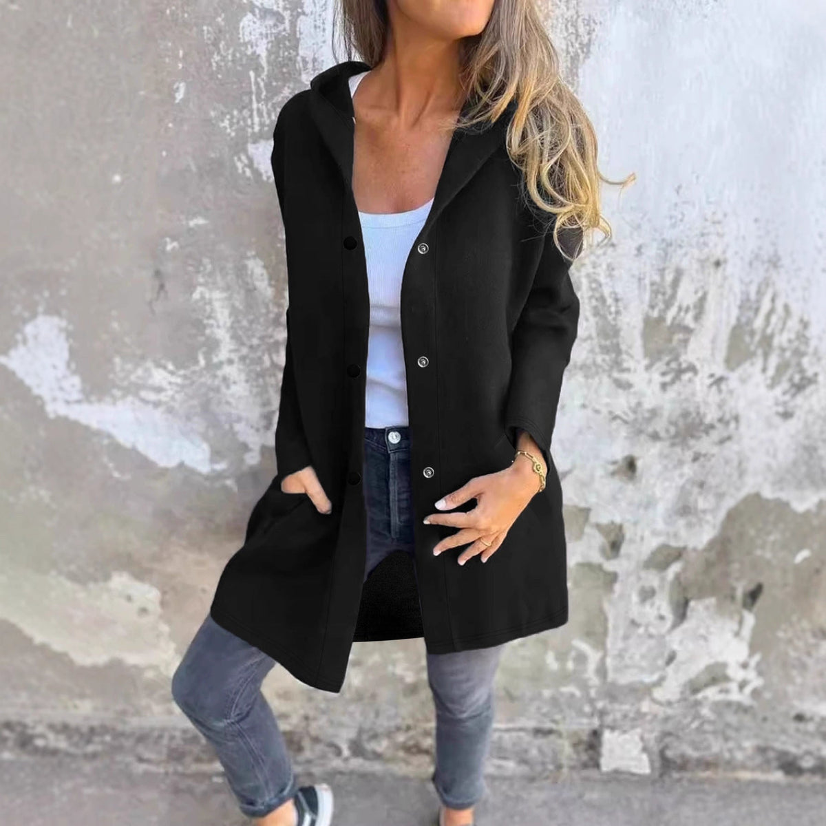 Manteau long à capuche pour femmes en sweat doux avec fermeture à boutons-pression et poches latérales Echoarchiv