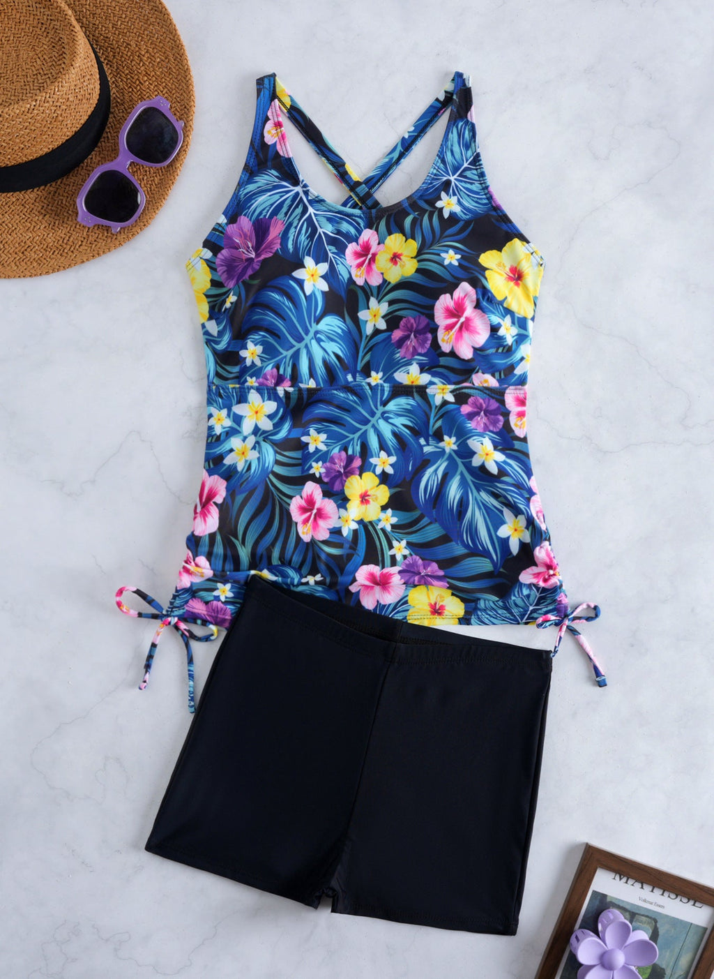 Ensemble Tankini Femme avec design floral tendance et shorts confortables R&B