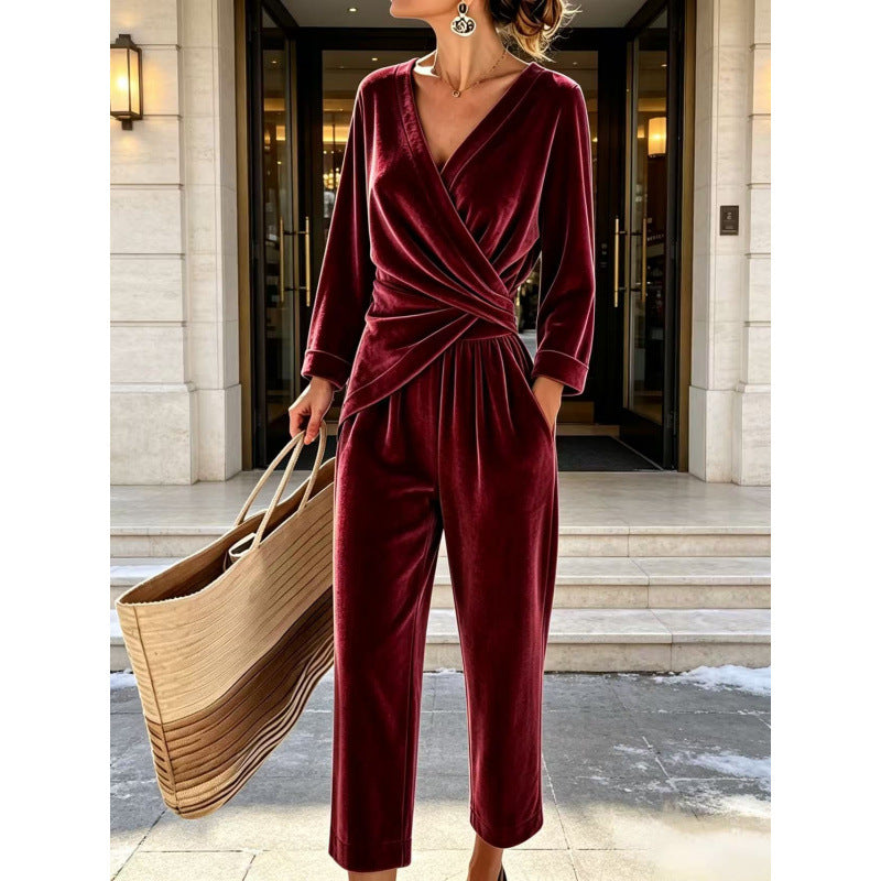Combinaison en velours pour femmes avec haut croisé, drapé cintré et jambes larges à la cheville Echoarchiv