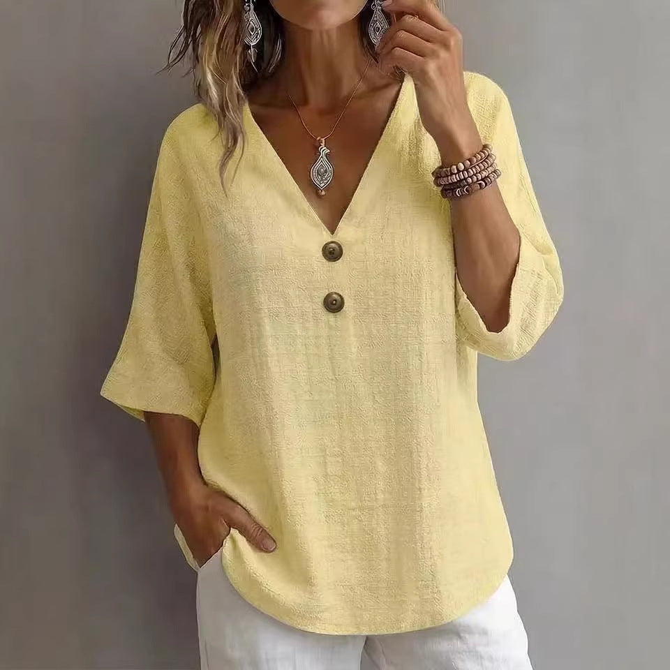 T-shirt décontracté à col en V pour femmes avec détails en bouton