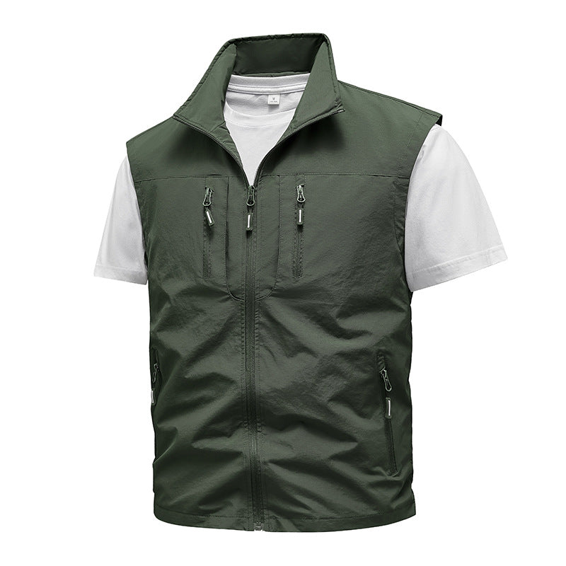 Gilet outdoor multifonctionnel pour hommes avec col montant et plusieurs poches zippées Echo Archiv