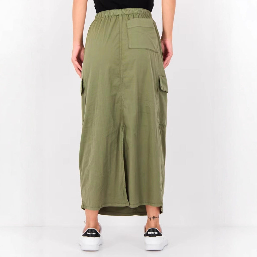 Jupe maxi cargo longue pour femmes avec taille à cordon et poches plaquées