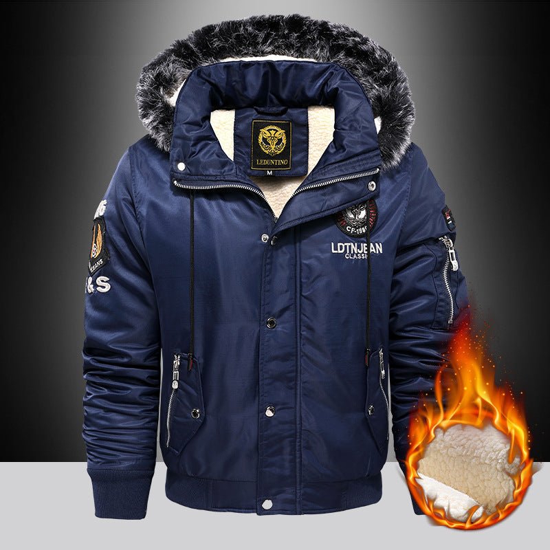 Veste bomber thermique matelassée pour hommes avec doublure en Sherpa, capuche en fausse fourrure amovible et coque extérieure en nylon déperlant Echo Archiv
